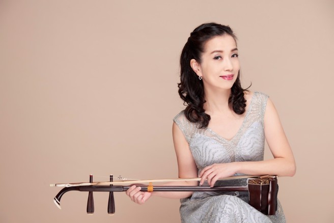 这场音乐会的独奏家都是实力派，担任高胡演奏的陈慧君现任臺北市立国乐团乐团首席，在臺湾相当活跃。(图／臺北市立国乐团提供)
