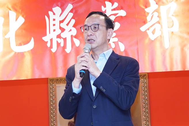 朱立伦说，国民党的立场都非常清楚，一定是捍卫中华民国，坚守我们民主自由，当然更希望维护两岸的和平，区域的安全，这是国民党一贯的立场。(吴建辉摄)