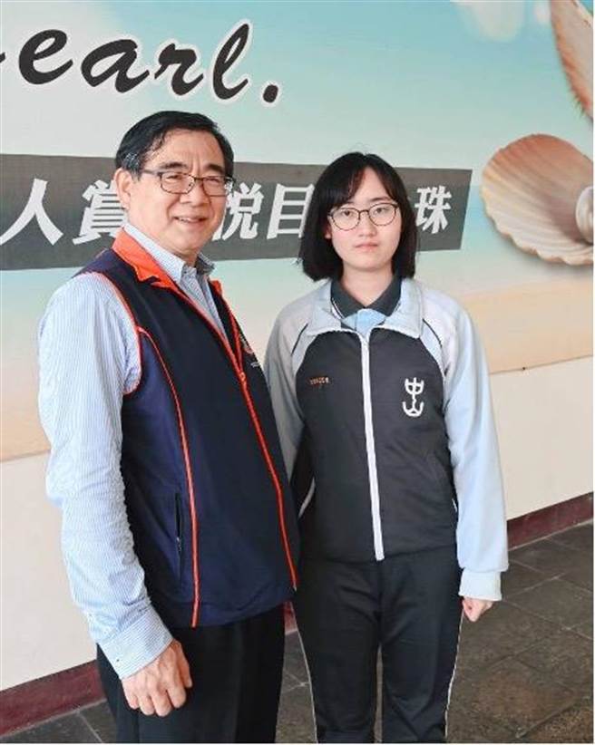 ▲繁星录取台大人类学系的中山高中魏薇恩同学。（基隆市政府提供／徐佑升基隆传真）