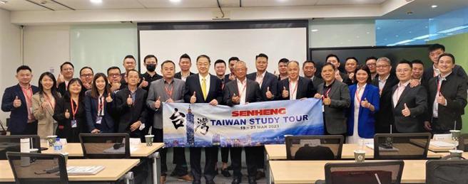 （馬來西亞最大的連鎖電器新興電器跨海委託商研院（CDRI）輔導。圖／商研院提供）