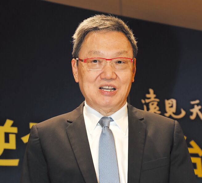 前总统马英九将赴大陆祭祖，前国安会秘书长苏起（见图）20日表示，马英九此行合情、合法、合理，他觉得应该是没有问题的，大家也都能接受，两岸要和平需要一个模糊的空间，他也期盼马英九能重提「九二共识」。（刘宗龙摄）