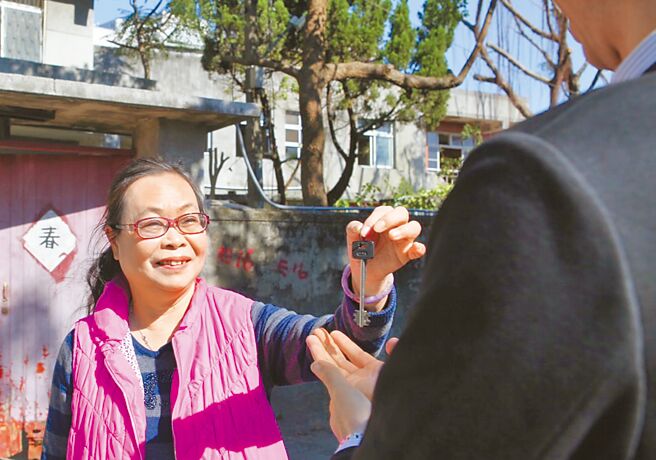 新北市府率先全国办理包租代管租屋服务事业评鑑，透过良性竞争提高服务品质，共同创造资讯透明的健全租赁市场。（新北市城乡局提供／陈慰慈新北传真）