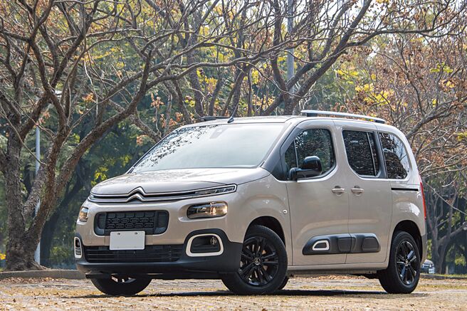 CITROEN BERLINGO FEEL M 七人座售价128.8万元。（陈大任摄）