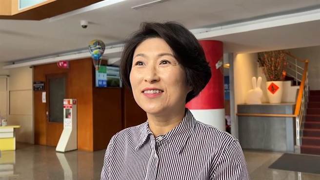 台东县政府团队为凤梨释迦赴陆紧急放行，台东县长饶庆铃今天公开表示感谢各界协助。（蔡旻妤摄）