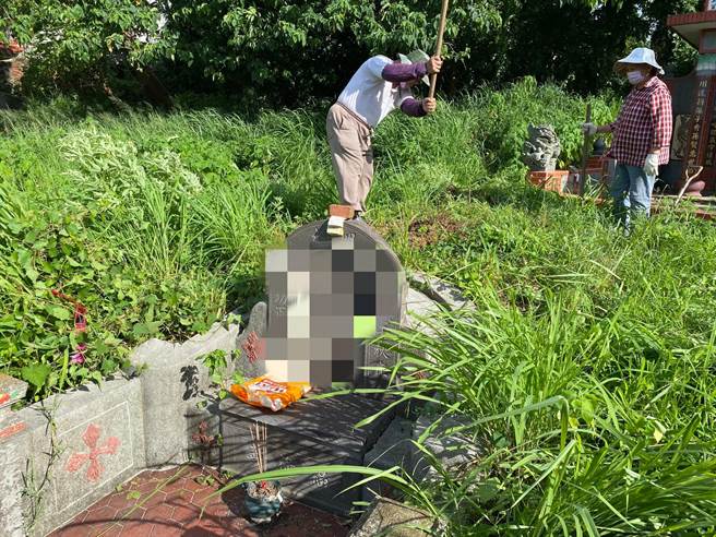 清明节适逢恙虫病高峰期，医师建议民眾扫墓可着用长袖衣裤、使用政府核可的防蚊药剂，且返家后立即盥洗并换下全部衣物。（门诺医院提供／罗亦晽花莲传真）