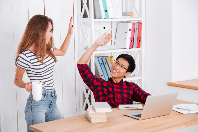 金牛、摩羯、水瓶善于偽装，总是给人老实的形象，但他们其实是扮猪吃老虎。(示意图/达志影像)