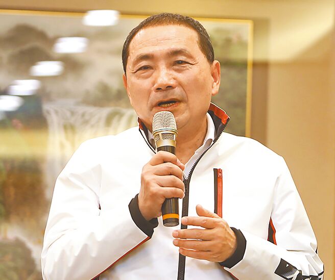 国民党今天将通过提名委员会名单。新北市长侯友宜表示自己是国民党员的身分，认为担任县市首长者都应该都有机会参与，尤其为台湾好的事情，他义无反顾。（陈怡诚摄）