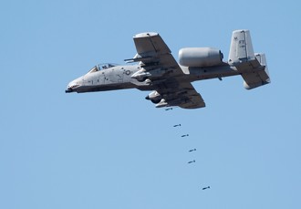 美軍先進戰機重點防衛太平洋與歐洲 次要的A-10攻擊機派往中東