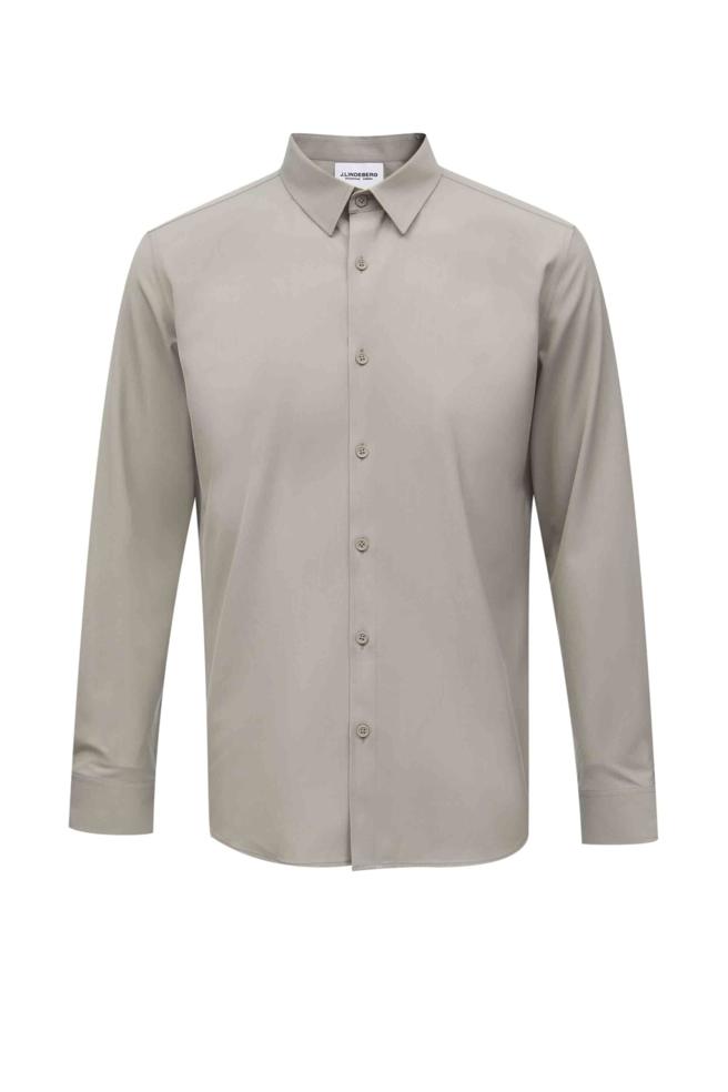 J.LINDEBERG 抗菌防皱商务衬衫，5480元。（J.LINDEBERG提供）