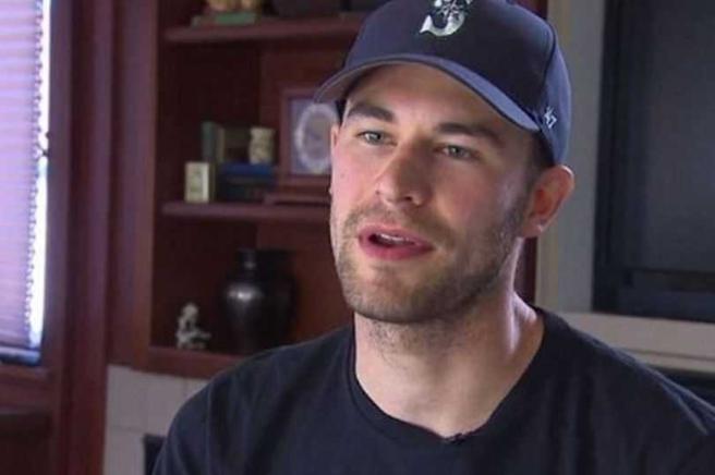 美国男子沃尔曼独居家中，却发现有陌生女人跑进家中阁楼。（图／翻摄自KOMO NEWS）