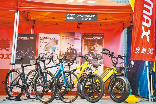 安耐美打造通勤代步与专业竞赛首选系列。图／业者提供