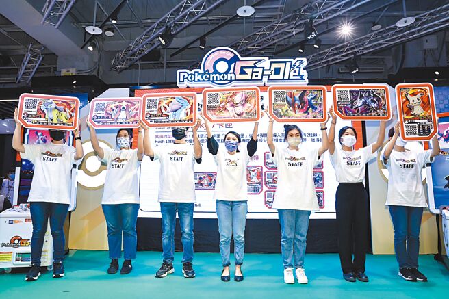 宝可梦加傲乐自Rush 1弹起，特殊版红色卡匣–「Lucky卡匣」从原本的2种大幅增加至7种。（罗永铭摄）