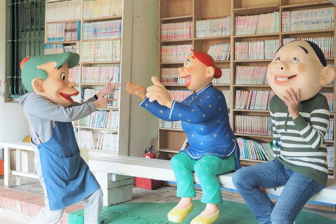 内湾老街可看到国宝级漫画家刘兴钦笔下脍炙人口的角色。（新竹县府提供／邱立雅竹县传真）