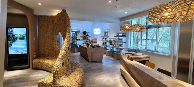 八仙山国家森林游乐区游客中心经歷半年筹备与建置，24日以全新面貌「八仙秘密基地」正式开放迎客。（东势林管处提供）