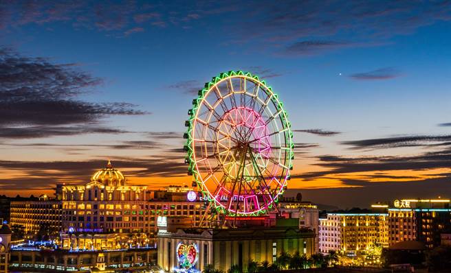 普发六千义大世界二饭店推优惠。（义大世界提供）