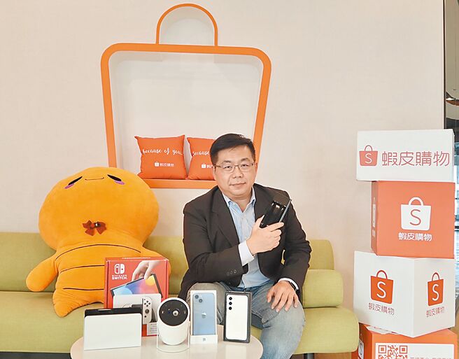 神脑生活电商通路业务部副总经理林川程肯定虾皮善用品牌策略销售，神脑生活成功将产品带到更多的消费者手中。图／虾皮购物提供