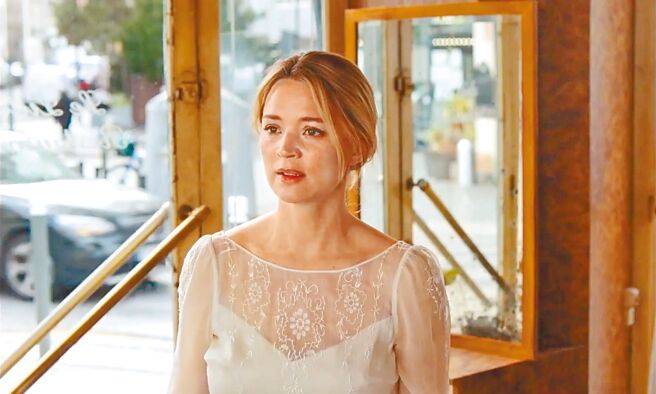 以甜美形象着称的比利时女星薇吉妮爱菲亚，在新片《唐璜罗曼死》展现多种魅力。（海鹏提供）