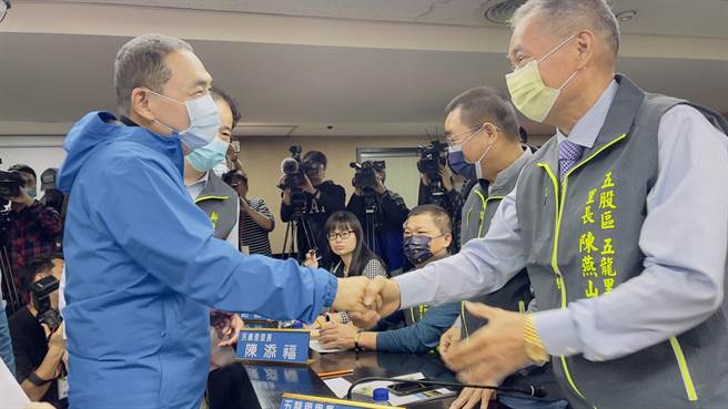 新北市长侯友宜对于最新民调，仅表示民生议题才是大家所关心的。（吕健豪摄）