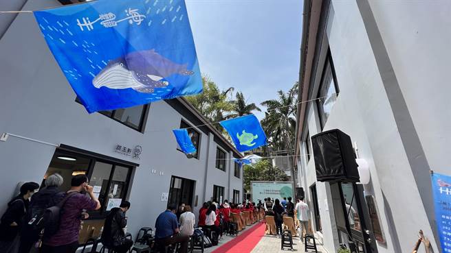 坐落在台南新营文化中心旁巷子的10户连栋警察旧宿舍，获中央经费挹注改造成「辻间创生聚落」。（张毓翎摄）