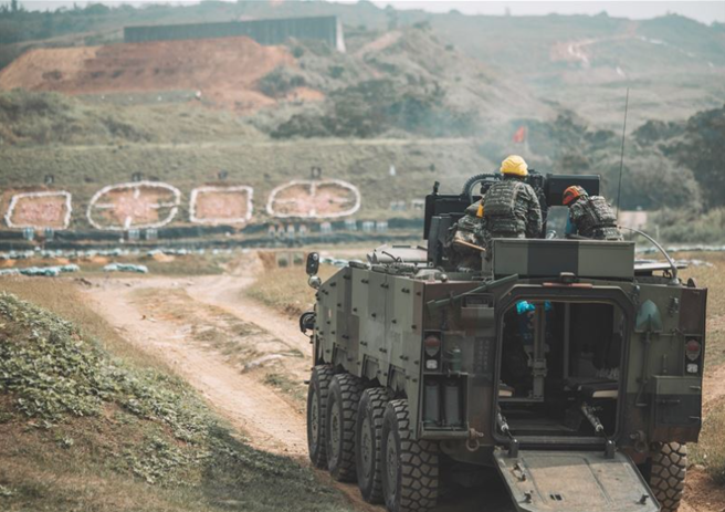 总统府禁卫军实弹射击鑑测，展现卫戍中枢火力。(青年日报提供)