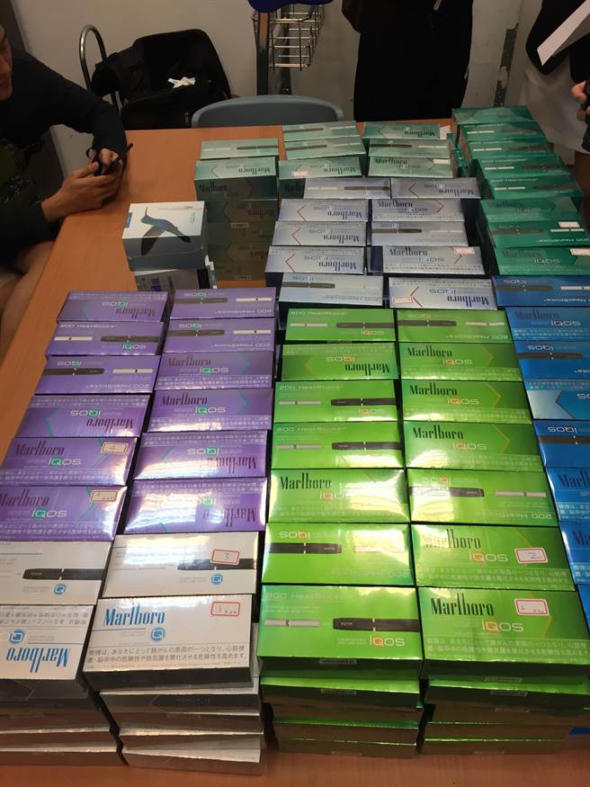 加热菸(图／关务署提供)《中时新闻网》关心您：吸菸有害健康！戒菸专线：0800-636363。