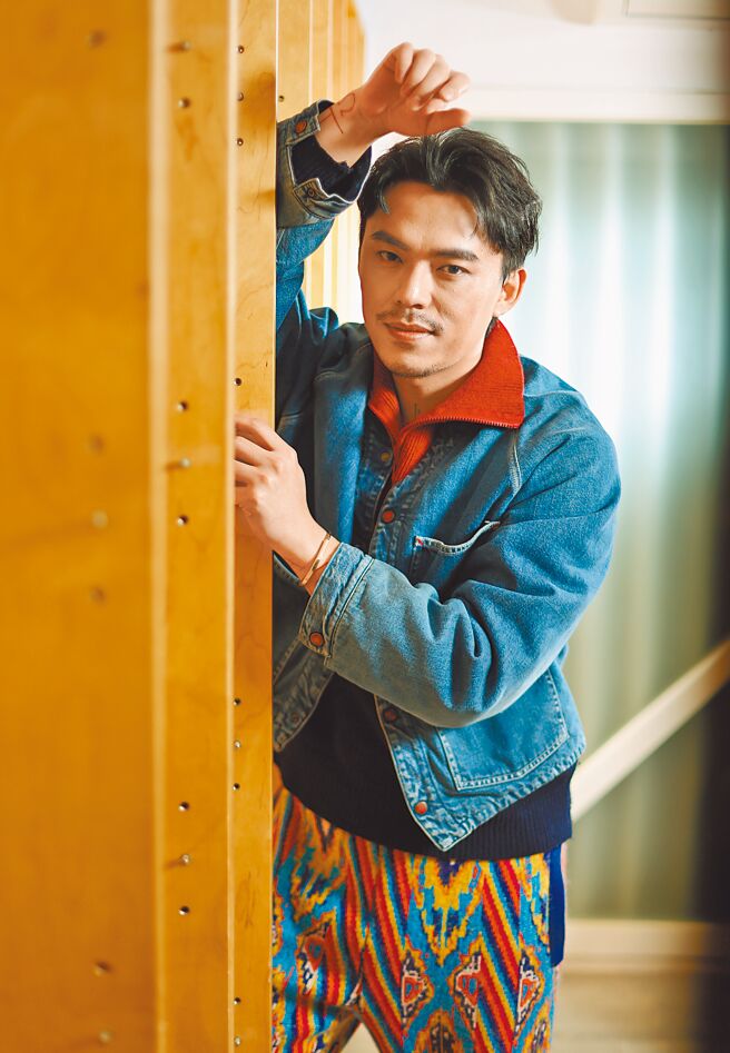 HUSH在歌手与作者身分之间找平衡，也重新思索人生规画。（陈俊吉摄）