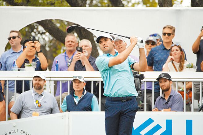 世界球王薛佛洛在戴尔科技比洞赛小组赛取得2连胜，持续朝着卫冕路迈进。（路透）