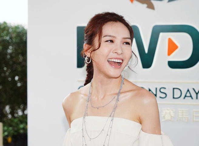 李佳芯是资深TVB一线女星。(图/李佳芯 微博)