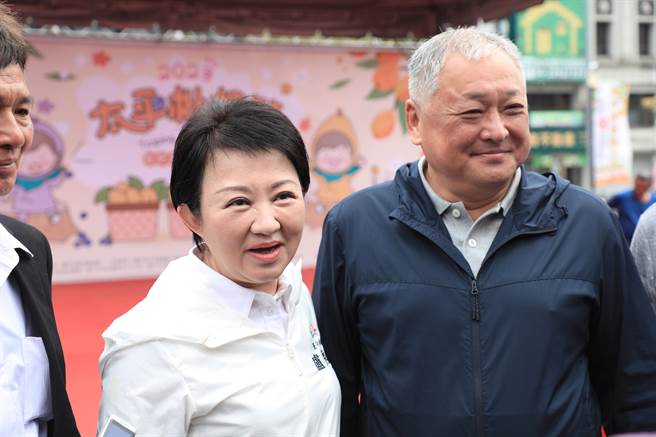 台中市长卢秀燕上午出席台中市枇杷农特产品产业文化活动，当场被太平农会总干事余文钦劝进选总统，对此，卢秀燕表示，『「这次要说「NO」』。（冯惠宜摄）