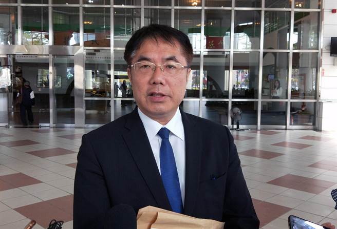 宏都拉斯宣布与我国断交，台南市长黄伟哲认为，显然是大陆的精心操作，但这种行为只会让台湾人民更反感，对两岸和平一点帮助都没有。（本报资料照片）