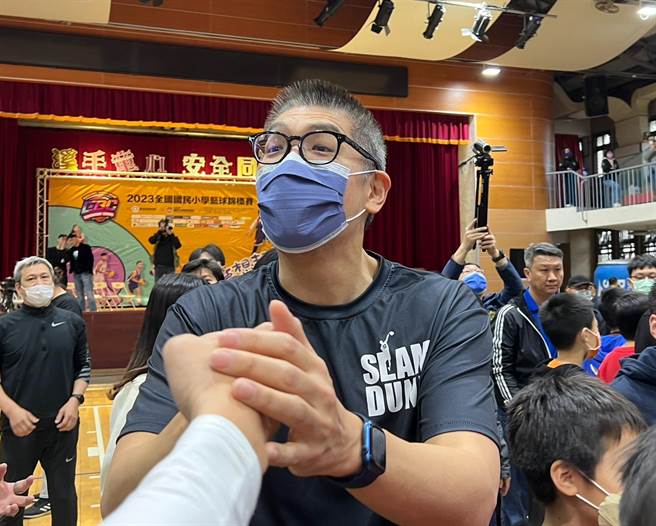 国民党副主席连胜文今缓颊，认为只要过程公平、公正、公开，让所有参选人能心服口服的接受结果都是好事情。（李奇叡摄）