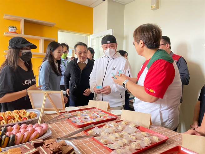 「苗栗青浪」青少年據點今天正式成立啟用。（李京昇攝）