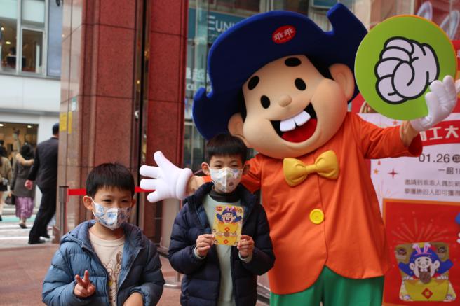 新光三越台北南西店「乖乖人偶見面會」4月1日至4月2日於一館登場。（新光三越提供）