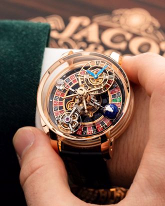 腕錶竟能玩俄羅斯輪盤 Jacob ＆ Co.方寸之間展精湛工藝