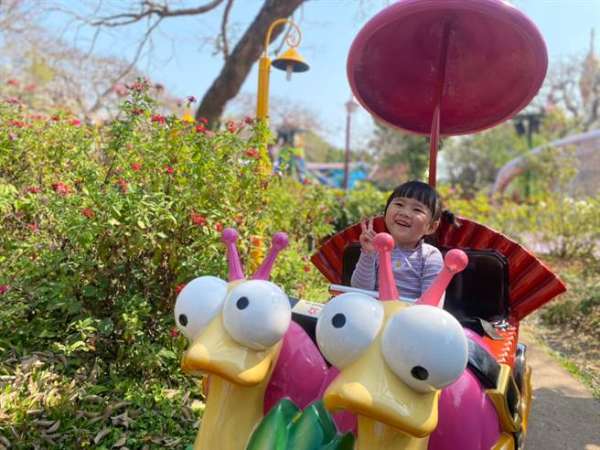 儿童连假丽宝童乐会12岁以下，只要99元。(丽宝乐园提供)