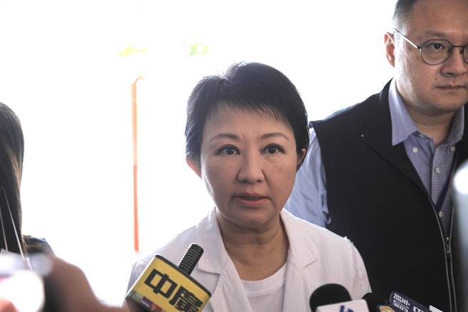 針對台中市高中生疑遭霸凌而輕生，台中市長盧秀燕盼盡速水落石出。(台中市府提供)