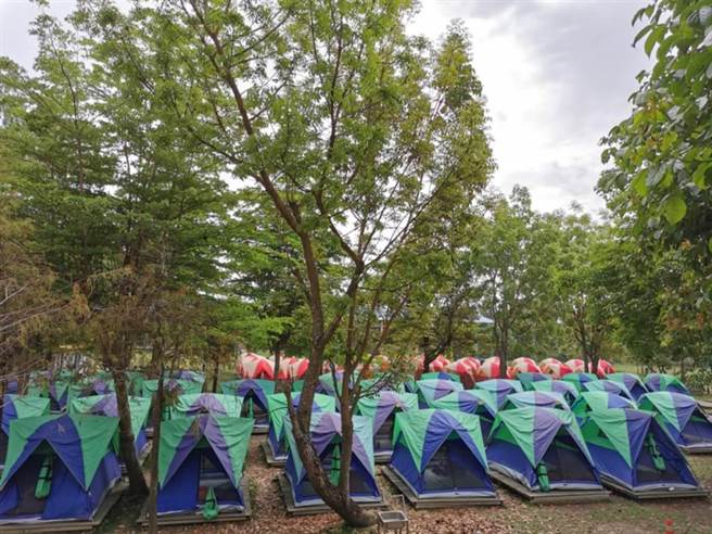 高雄市某国小日前传出某国小于 3月20、21日到旗山区露营时，传出辅导员要求学童集体罚跪。（高雄市教育局提供／林瑞益高雄传真）