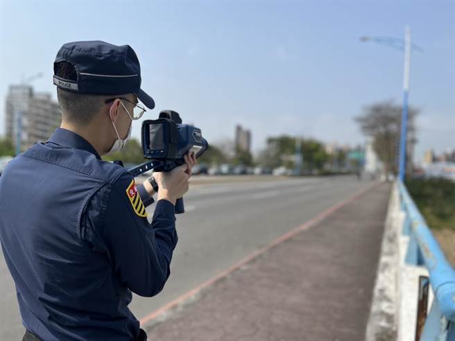 桃園交通警察大隊連9天交通大執法，整體事故較去年同期降近3成。（交大提供／蔡依珍桃園傳真）