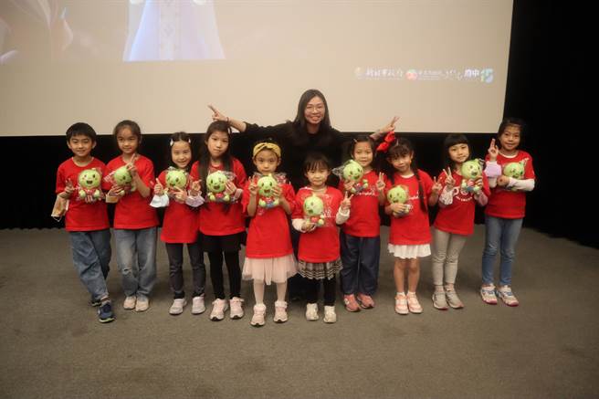 《公主与野兽》大银幕首映成儿童节首选佳片。（可乐电影提供）