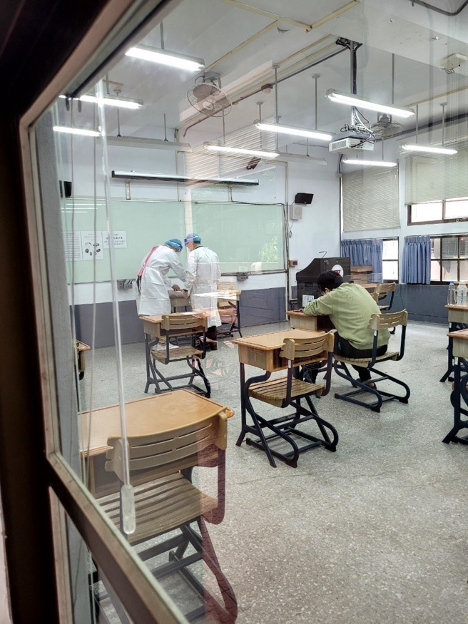 防疫试场配合隔离政策调整，提供考生安心应考环境。(照片/教育部提供)