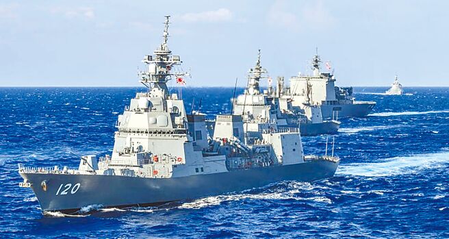 据共同社独家报导，日本政府相关人士透露，将引进美制巡弋飞导弹「战斧」，政府并基本决定最晚到2027年度改装海上自卫队的全部8艘宙斯盾舰（神盾舰），使其可搭载战斧。（摘自日本海上自卫队）