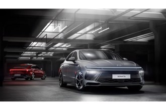 內外設計全面革新，Hyundai Sonata DN8 中期改款亮相、首爾車展全球首發！