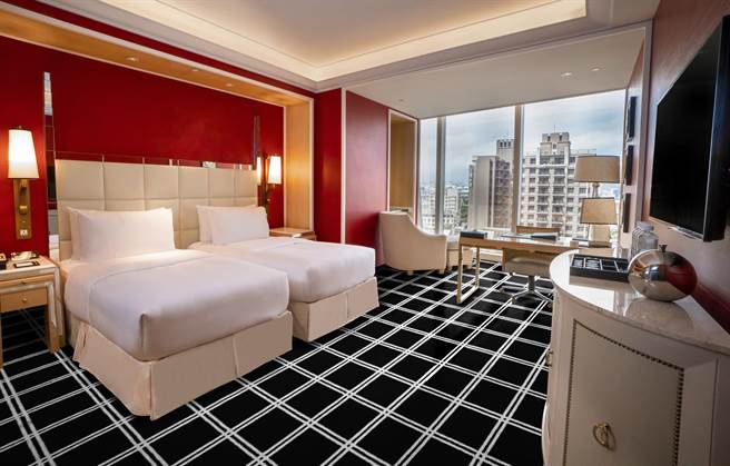 林酒店也推出限量平日6688爽住豪华客房一泊二食专案。（林酒店提供／冯惠宜台中传真）