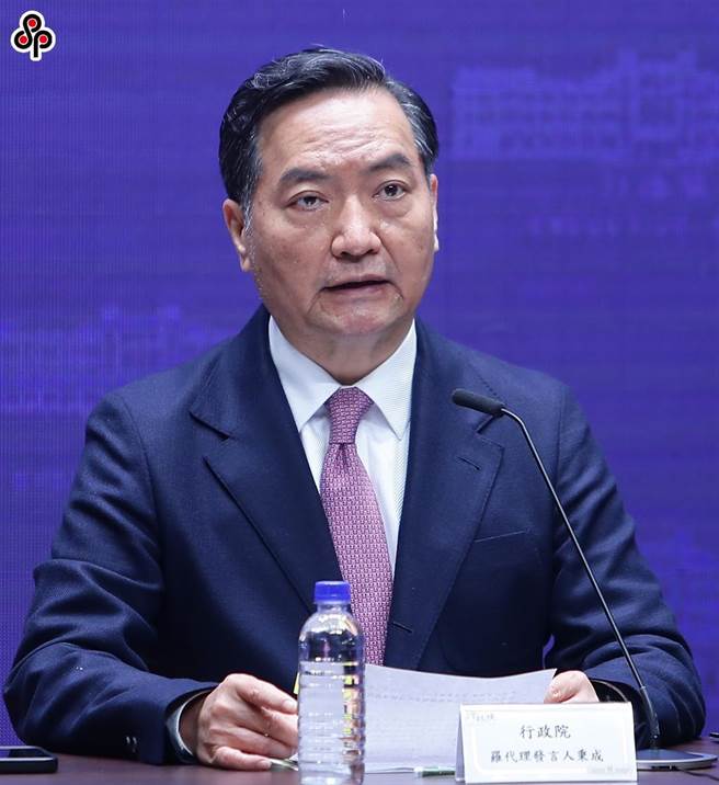 行政院发言人罗秉成。本报资料照片