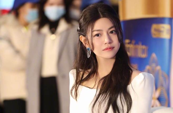 陈妍希。（图／摘自陈妍希michelle微博）