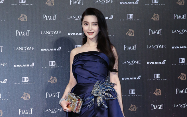 范冰冰晒出一系列超杀时尚照。(图/中时资料照)