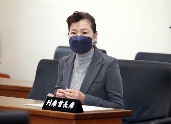 不满政府半导体政策长久「重制造轻设计」，IC设计龙头联发科董事长蔡明介喊话政府应推出百亿规模补助，对此经济部长王美花今天释出善意，表示她们会再讨论。(姚志平摄)