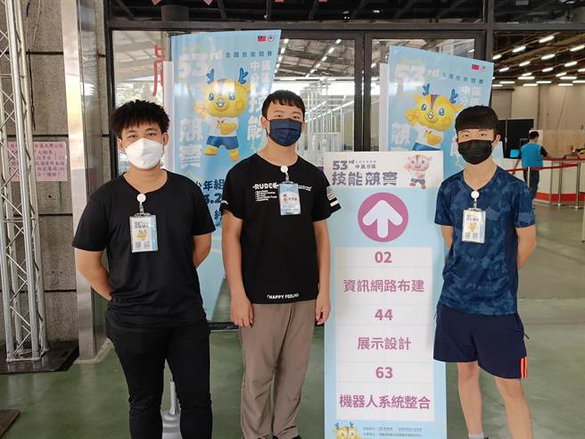 苗栗县私立君毅高级中学参加劳动部「第53届全国技能竞赛」中区竞赛，成绩亮眼。（君毅中学提供／谢明俊苗栗传真）