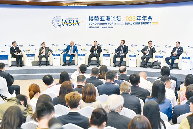 近年受疫情衝击，地缘政治引发产业链与供应链变革，博鳌亚洲论坛28日举办分论坛「产业链供应链新格局」。图为博鳌分论坛在海南博鳌举行。（中新社）