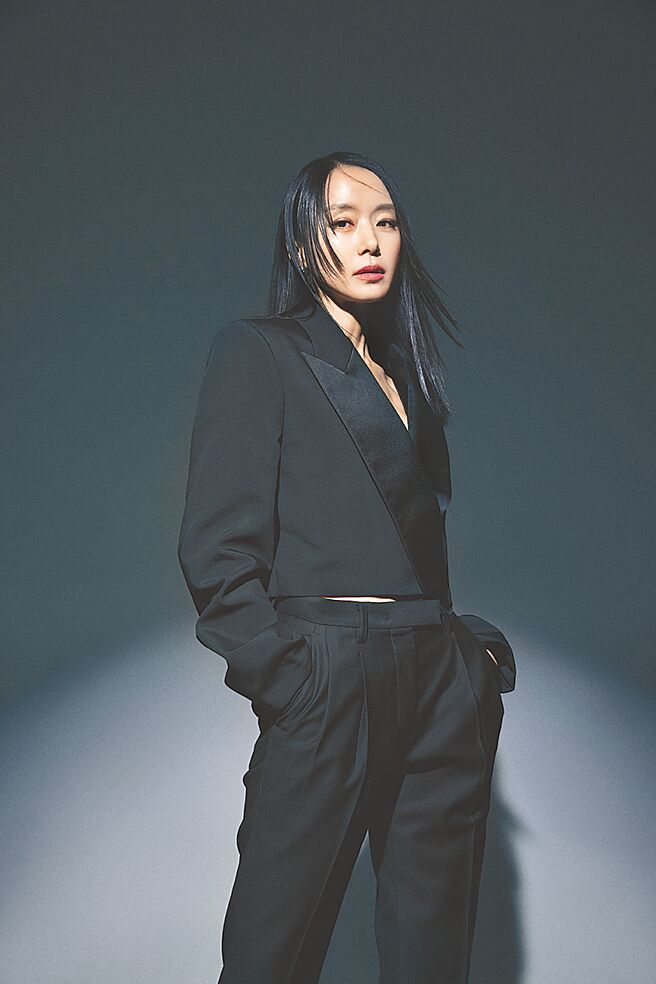 全道嬿戏里戏外都因育儿相当苦恼。（Netflix提供）